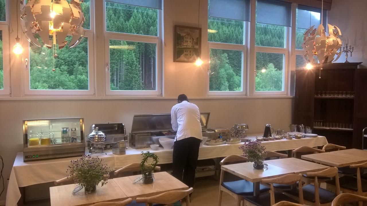 Bed and Breakfast Solfjord Bed & Bistro Eidsdal Zewnętrze zdjęcie